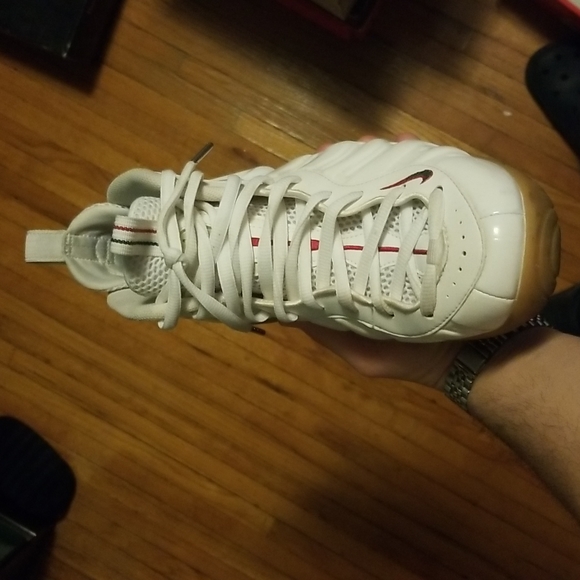 Gucci White Nike Foams - Picture 4 of 5